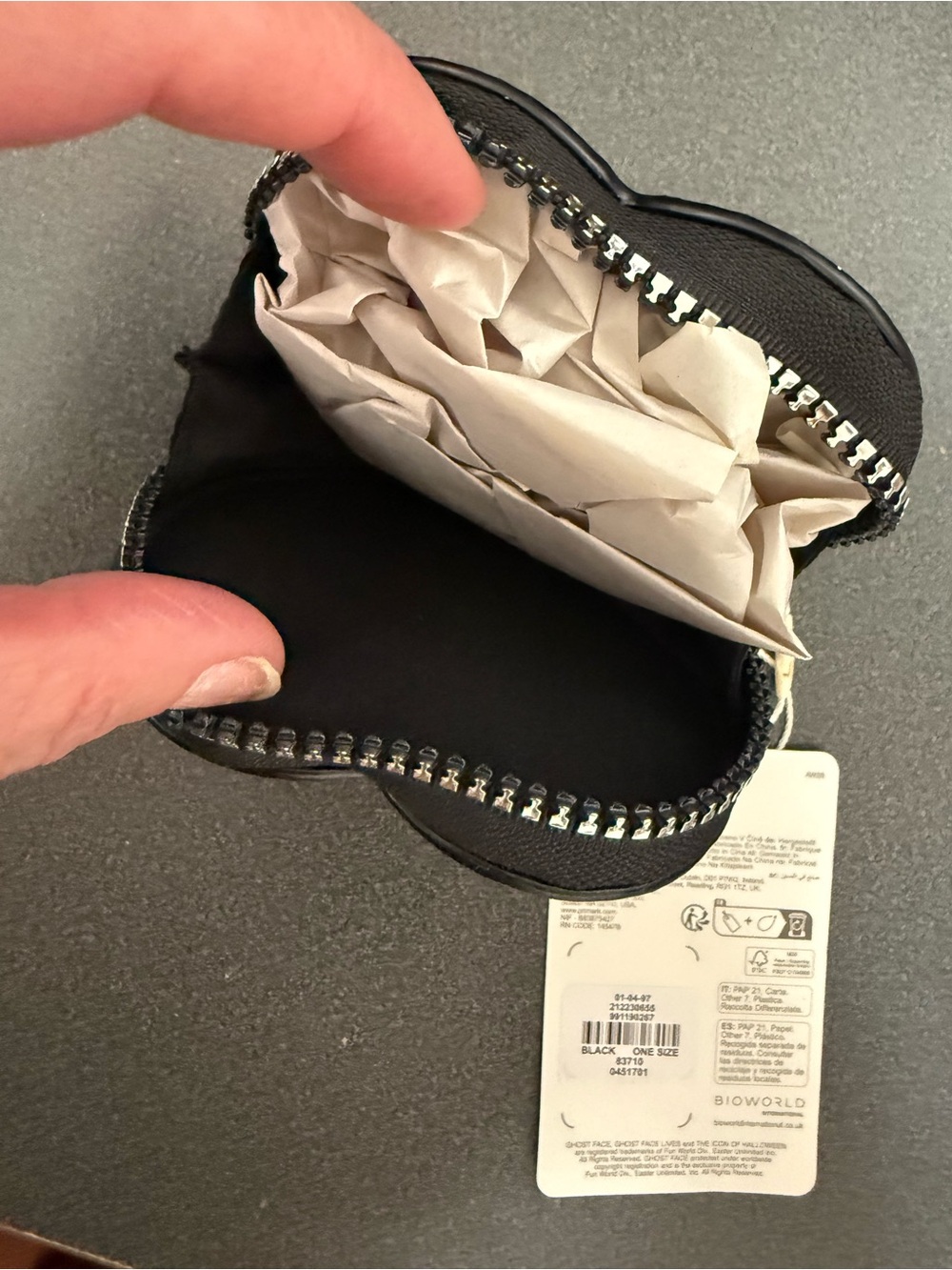 Ghost Face Black Heart Wristlet, Key Holder & Coin Pouch *NWT - Picture 6 of 6